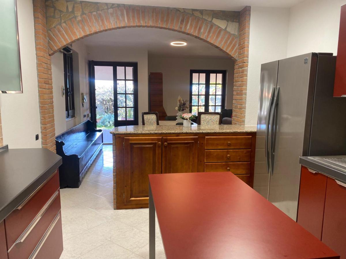 Lovely Home 5 Min Walk To The Beach, 3 Bedrooms Ample Outdoor Relax And Wifi Capitana Eksteriør bilde